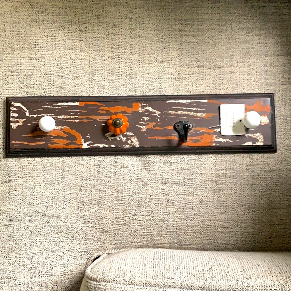 Halloween/Fall decor peg rack
